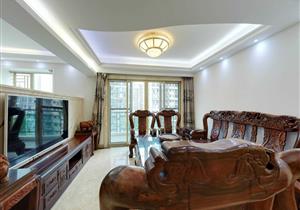 福田CBD地段，复式6房，带天台花园，拎包入住，居家首选