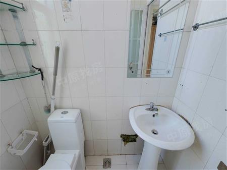 中爱花园-卫生间