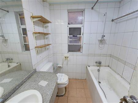 四季花城(二期北区)-卫生间