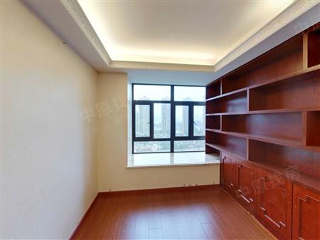 深业紫麟山-次卧