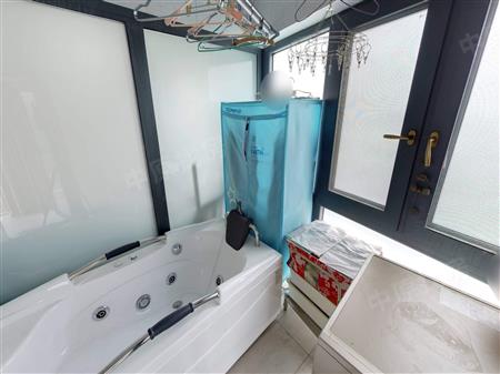 金港盛世华庭-卫生间