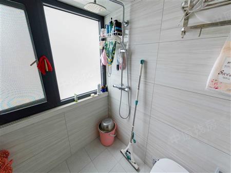 金港盛世华庭-卫生间