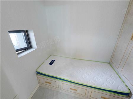 向西雍睦豪庭-次卧