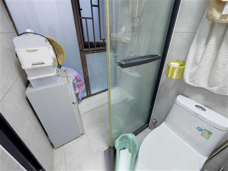 东方盛世花园(二期)-卫生间