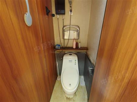 现代城华庭-卫生间