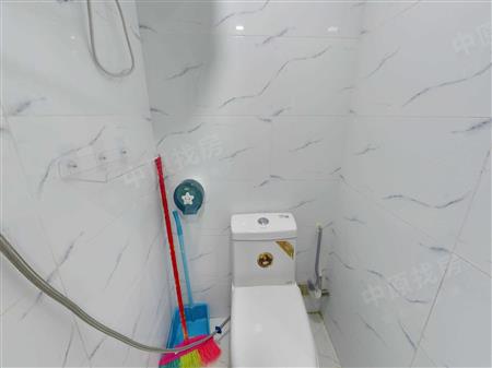 龙光玖云著大楼-卫生间