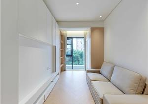 回迁新房 绿景尚悦府 豪华装修 两房出售 红本在手