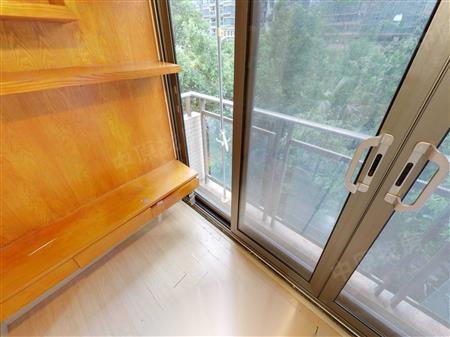 海怡东方花园-阳台