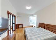 滨海之窗花园-主卧