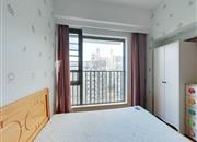 十五峯花园-次卧