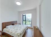 滨海之窗花园-主卧