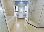 半岛城邦花园一期-卫生间