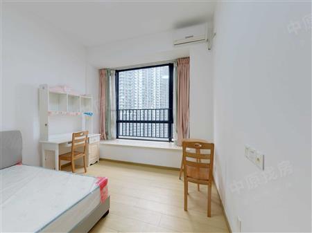 半岛城邦花园一期-次卧