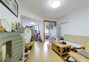 彩福大厦高层厅出阳台诚心出售