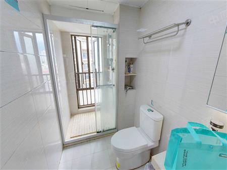 德润荣君府-卫生间