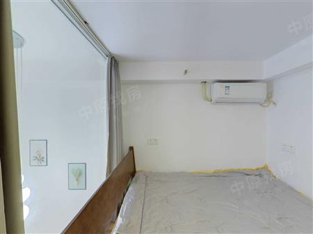 龙光玖云著大楼-次卧