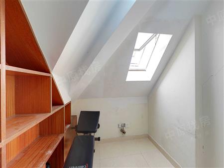 翠枫豪园（二期湖光山舍）-次卧