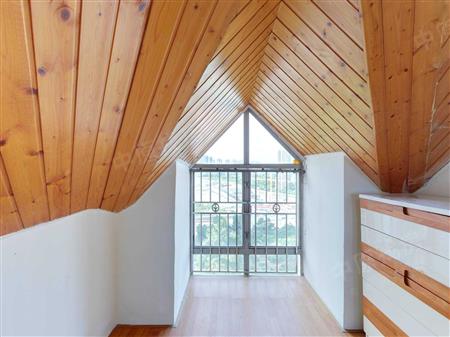 翠枫豪园（二期湖光山舍）-次卧