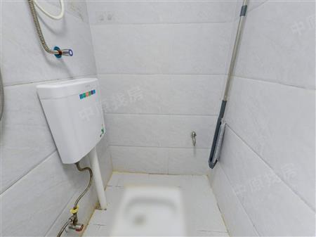 龙光玖云著大楼-卫生间