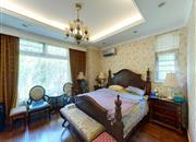 倚山花园（一期）-次卧