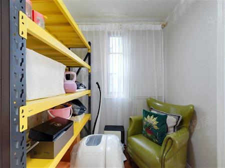 阳光海滨花园-次卧