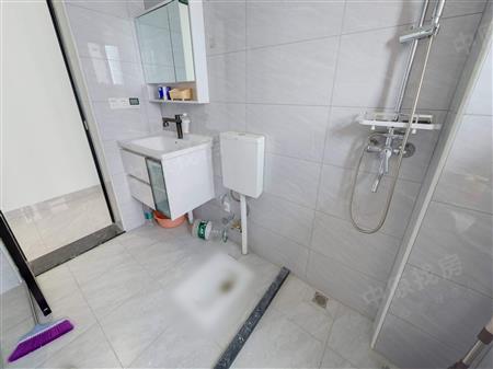 深城投中城花园-卫生间