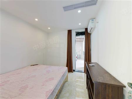 东方.尊峪花园-次卧