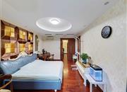 倚山花园（一期）-主卧