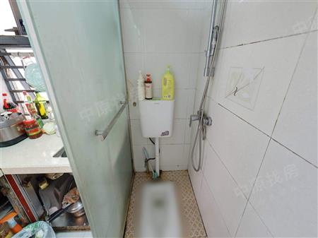 阳光花园-卫生间