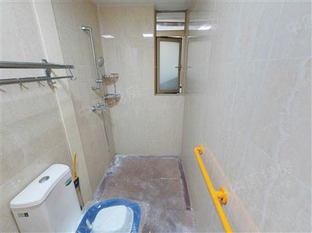 华润城润府一期-卫生间