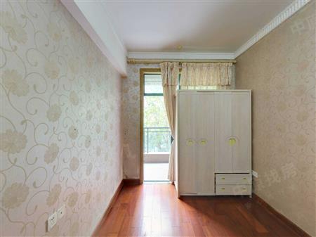 香域中央花园-次卧