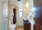 金地名津-卫生间