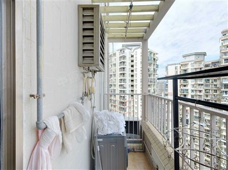 新一代大厦-阳台