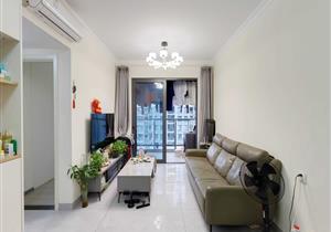 深中次新小区，配套京基商业，费用少，价格有大空间