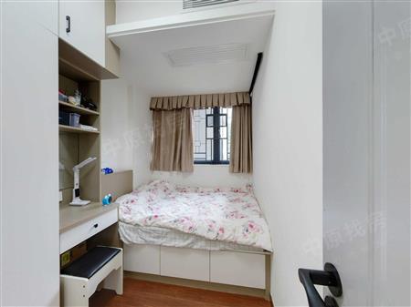 承瀚陶柏莉-次卧