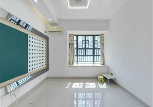 户型方正，业主急售