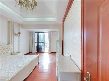 十二橡树庄园(二期)-主卧