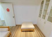 世界花园海华居-主卧