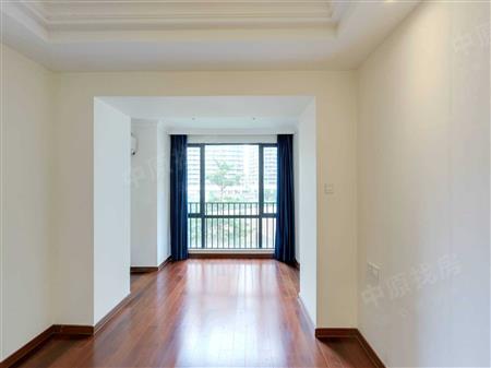 君成雍和园-阳台