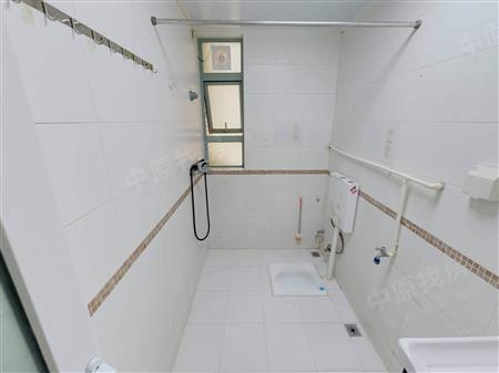 西城上筑花园-卫生间