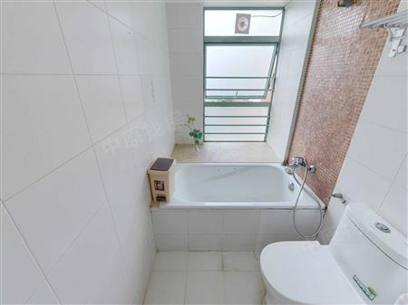 西城上筑花园-卫生间