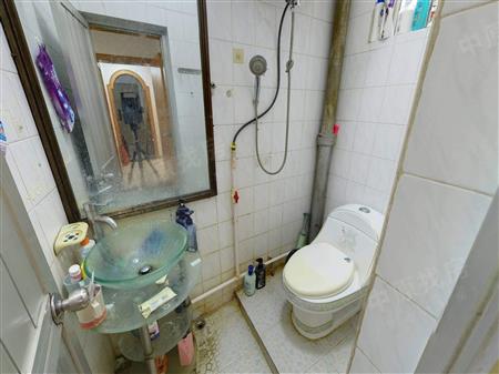 公路局大院-卫生间