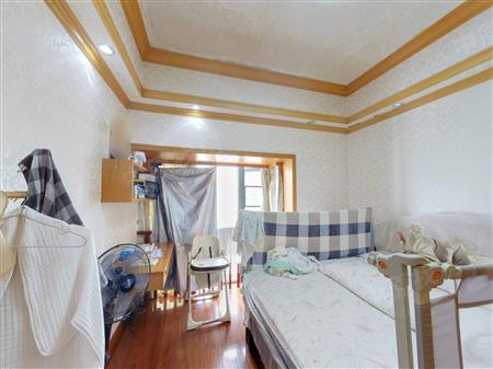 浪琴半岛花园-次卧