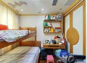 浪琴半岛花园-次卧