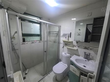 翠拥华庭-卫生间