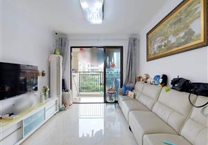 南北通透，采光好，近公园漂亮的金地朗悦，看房方便