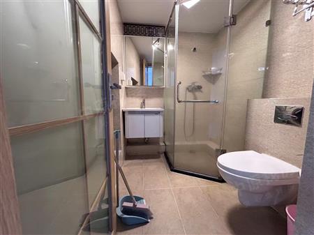 荣德国际-卫生间