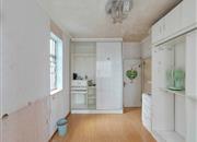 龙珠花园（C区）-主卧