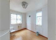 龙珠花园（C区）-主卧