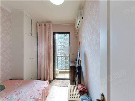 流塘阳光花园-次卧